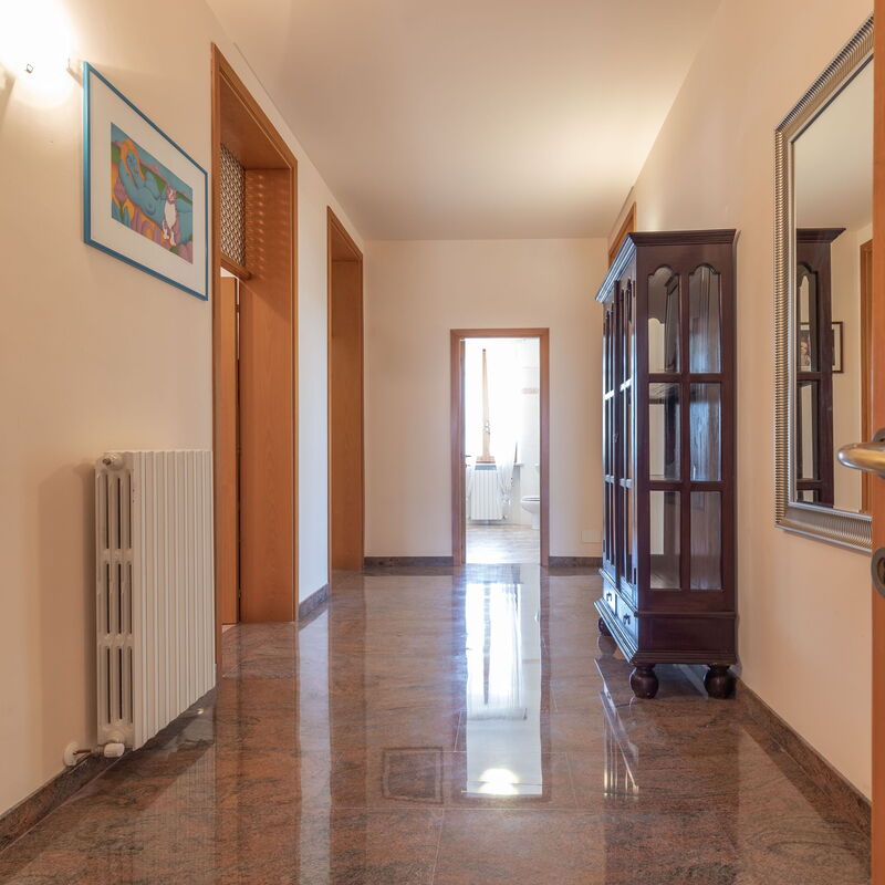 Sunrise Hill Holiday Home