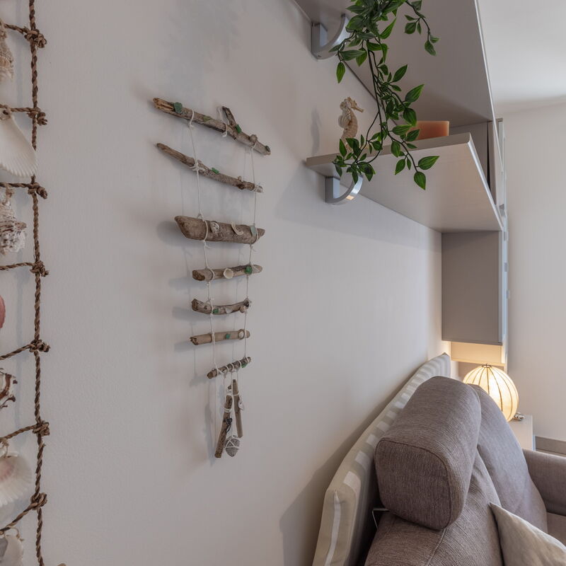 Casamare: Living Room, Room Detail