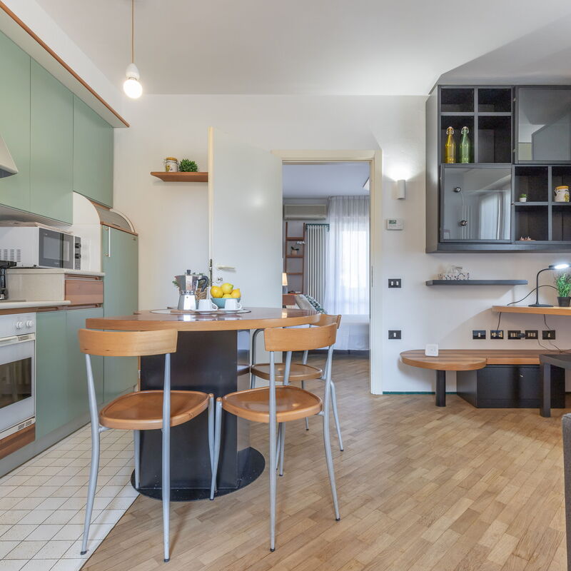 Fano Lighthouse: Dining Room, Kitchen