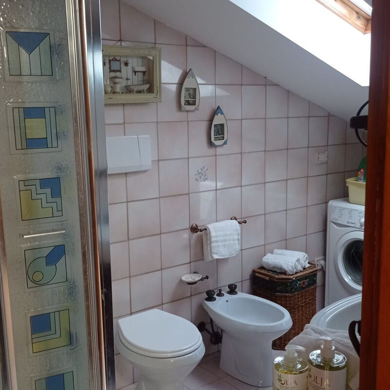 L'attico Di Castelfidardo: Bathroom
