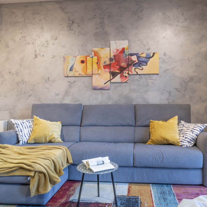 Florence Suite Apartment: Living Room