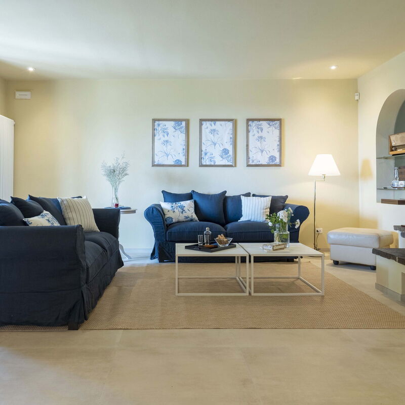 Villa Zara: Living Room