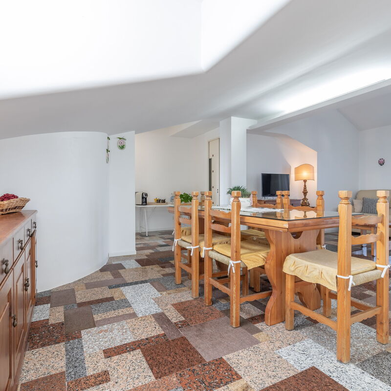 Altomare Apartment: Dining Room, Living Room