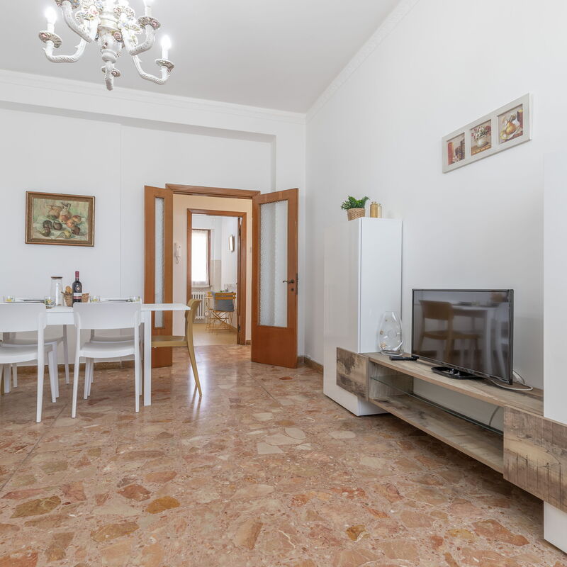 Casa Rivamare: Dining Room, Living Room