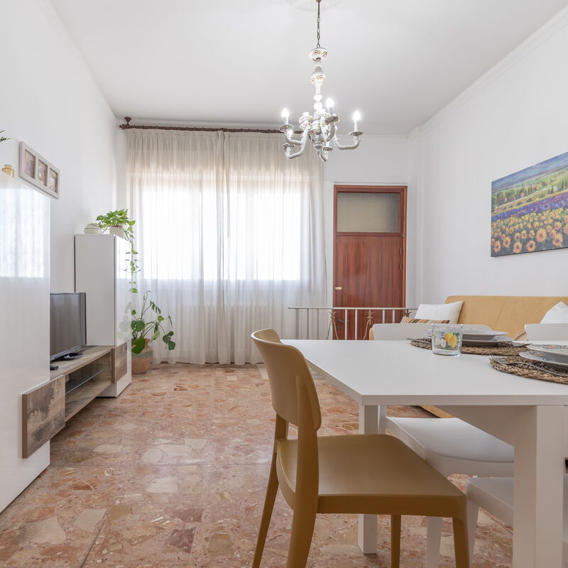 Casa Rivamare: Dining Room, Living Room
