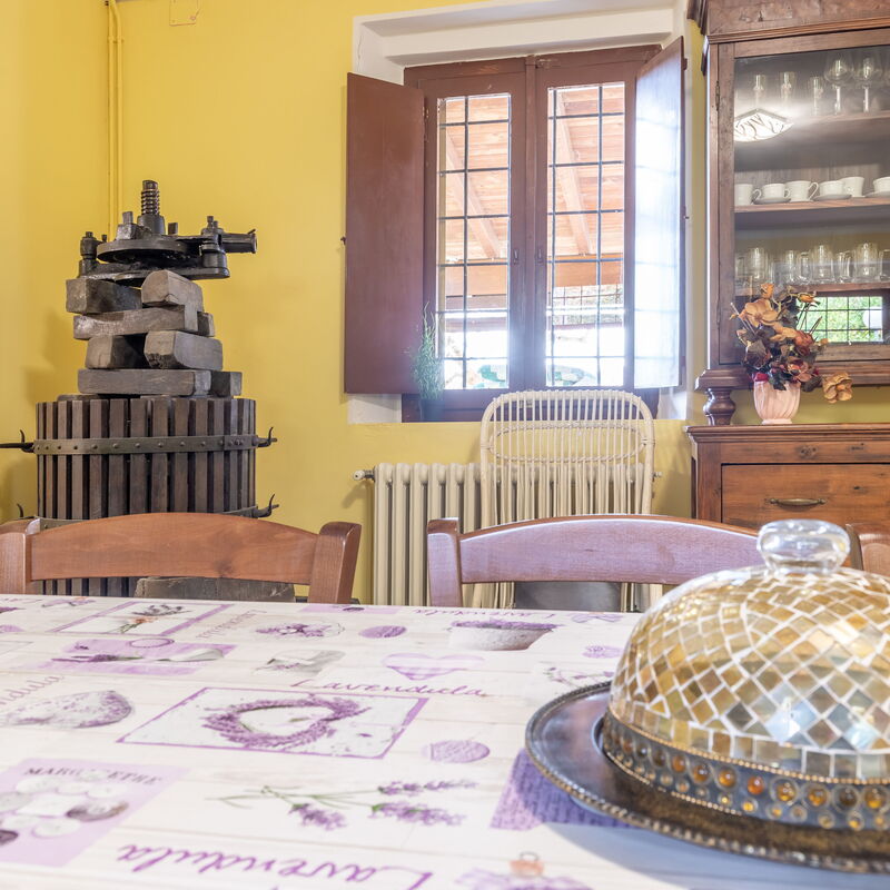 Villa La Pagliarina: Dining Room, Living Room