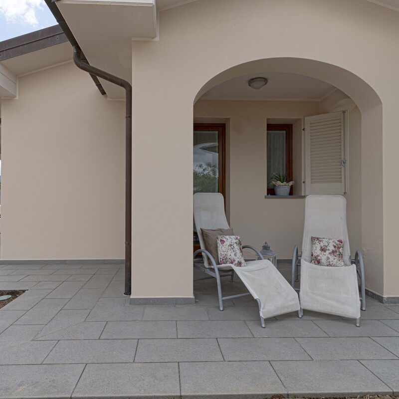 Cuore Toscano: Building Exterior