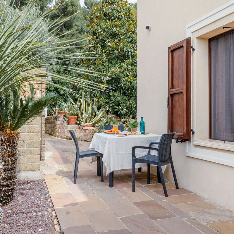 Cyca Holiday Home: Building Exterior