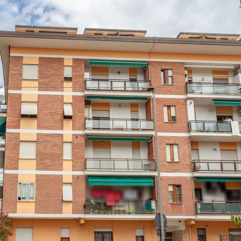 Conero Bluloft: Main Entrance