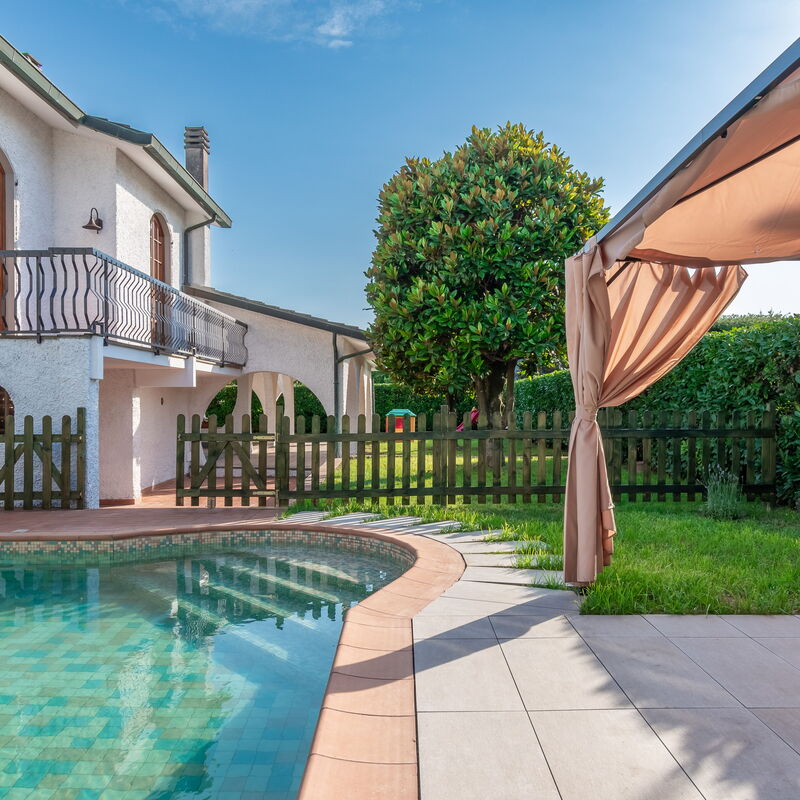 Villa i Portici: Pool