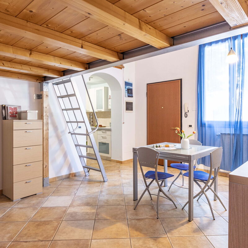 Florentine Careggi Loft: Dining Room