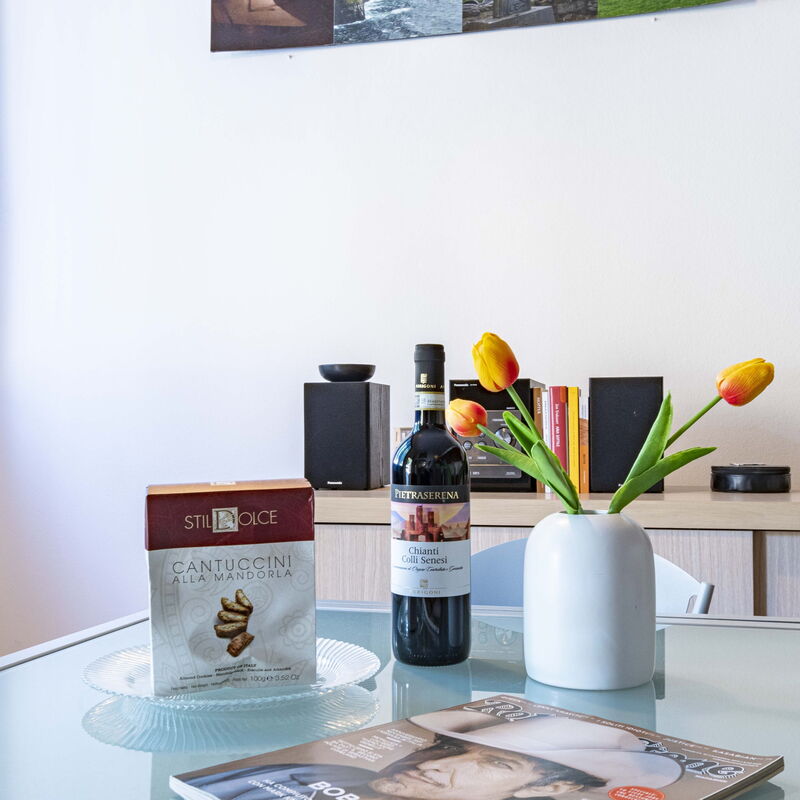 Florentine Careggi Loft: Dining Room