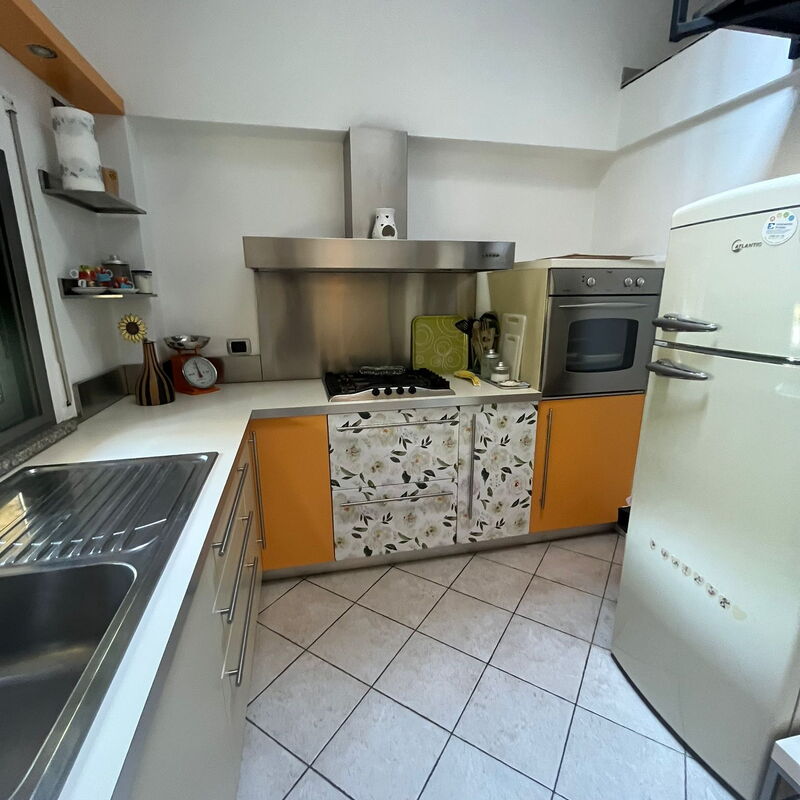 Bell'aria Apartment: Kitchen