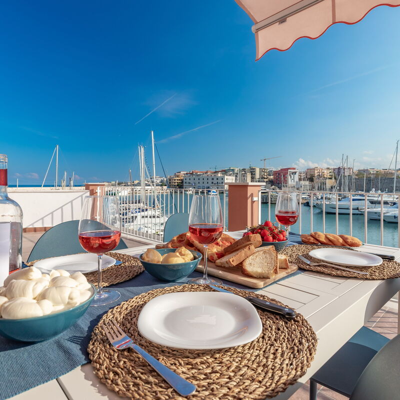 Sospiri Sul Mare: Balcony / Terrace / Patio