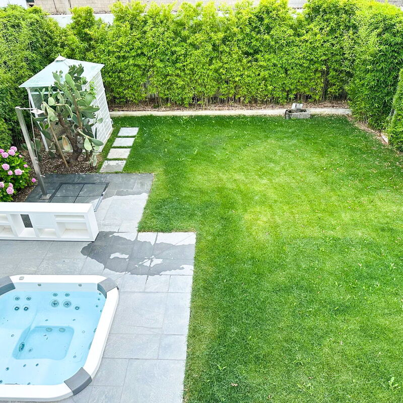 Villa Rosa Del Mare: Garden, Pool