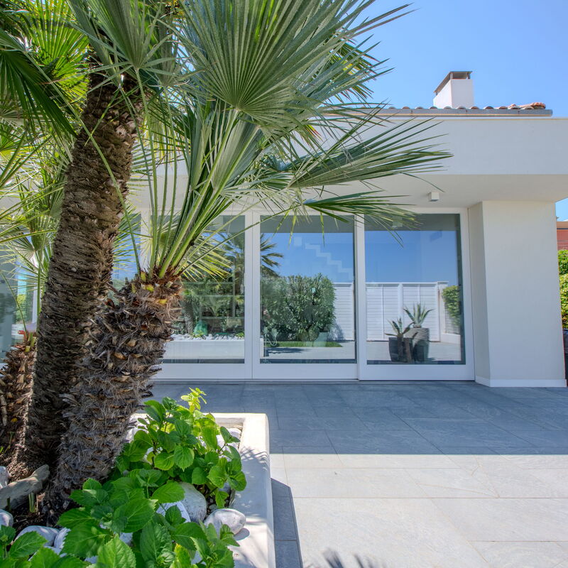 Villa Rosa Del Mare: Building Exterior