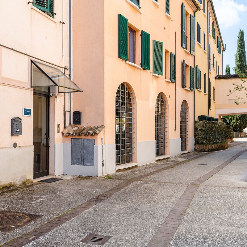 Movie Suite Jesi: Building Exterior