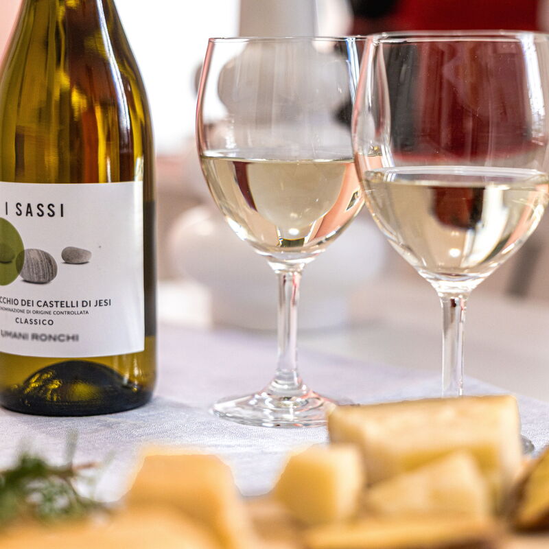 Movie Suite Jesi: Kitchen