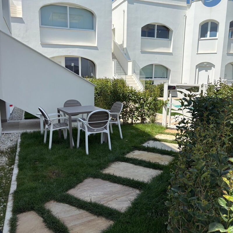 Perla Costa Conero: Building Exterior