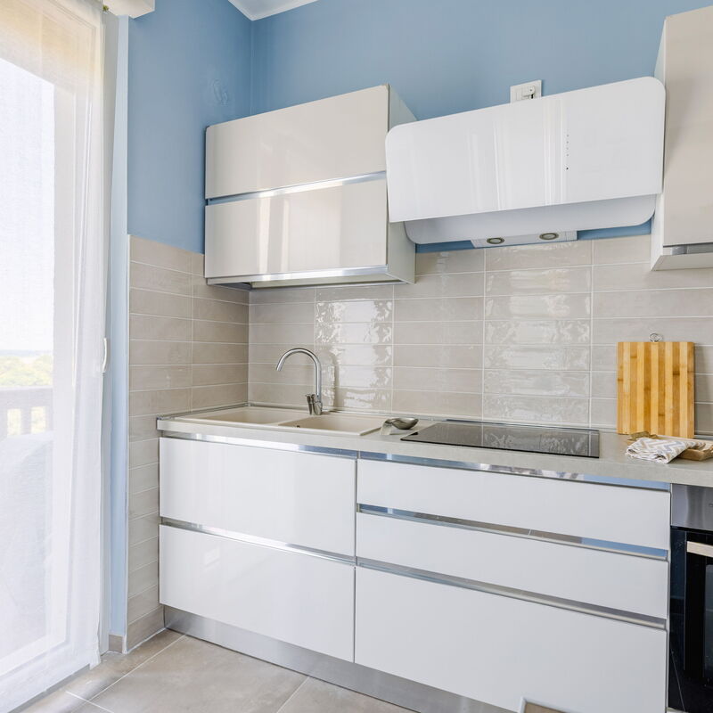 Altamarea Apartment: Kitchen