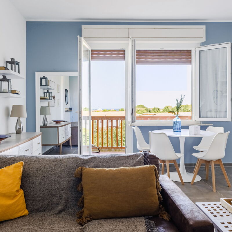 Altamarea Apartment: Living Room