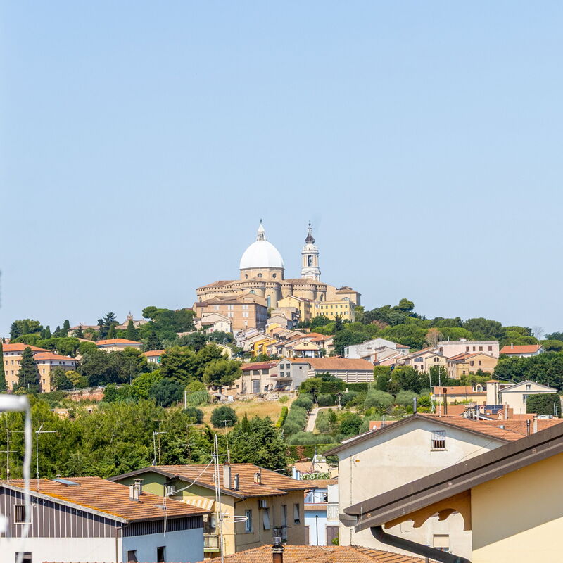 Sopraloreto Apartment: Scenic View