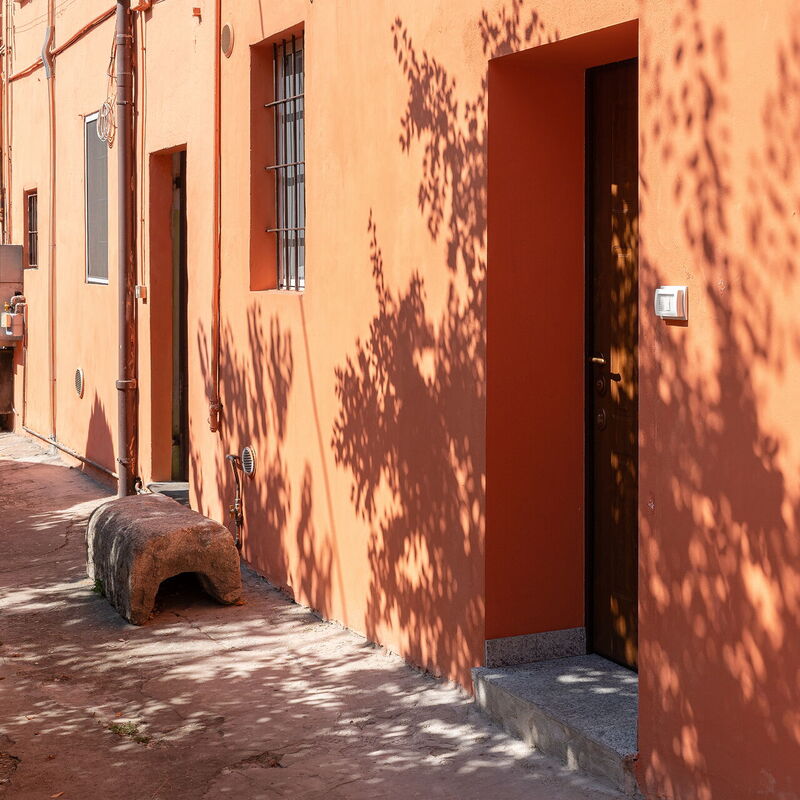 Aselli Home: Building Exterior