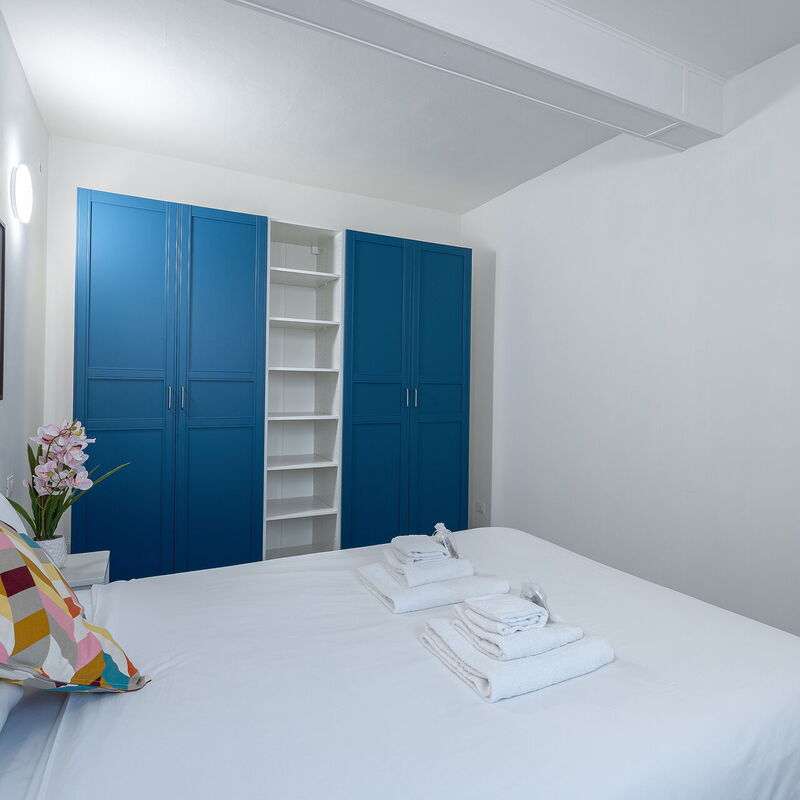 Aselli Home: Bedroom