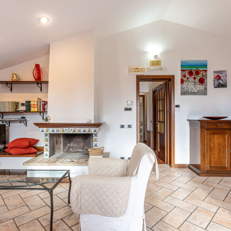 Casa Miramonti: Living Room