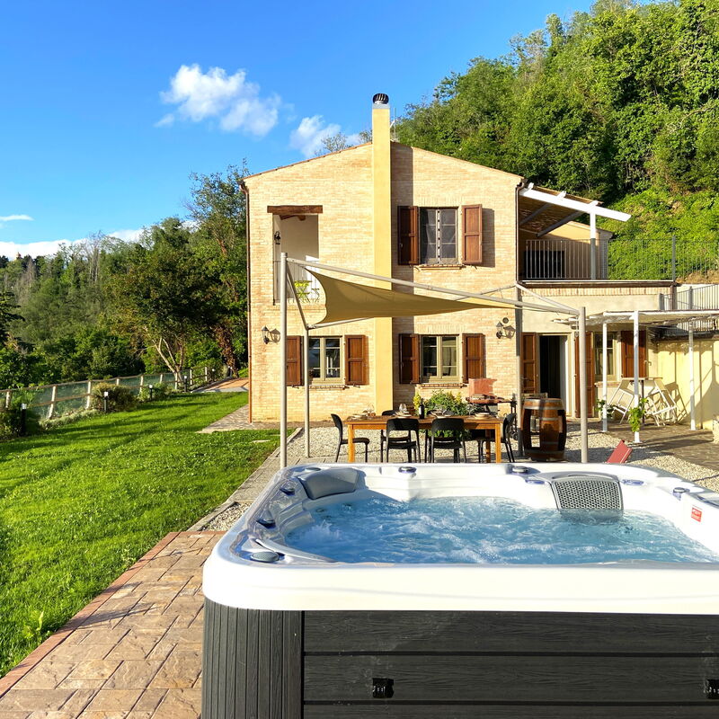 La Casa nel Bosco: Building Exterior