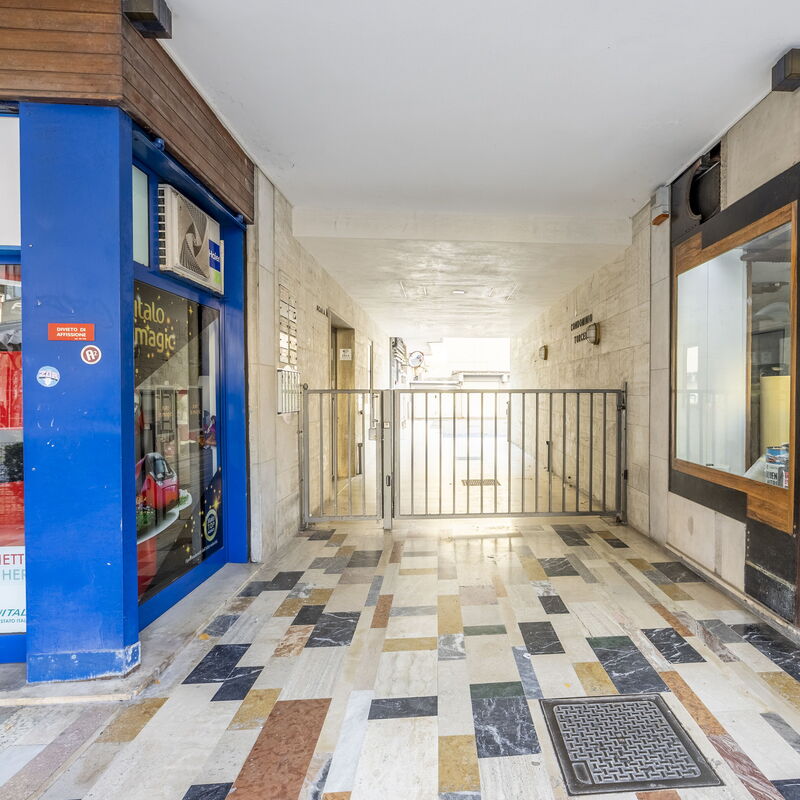 Mestrina Apartment: Main Entrance