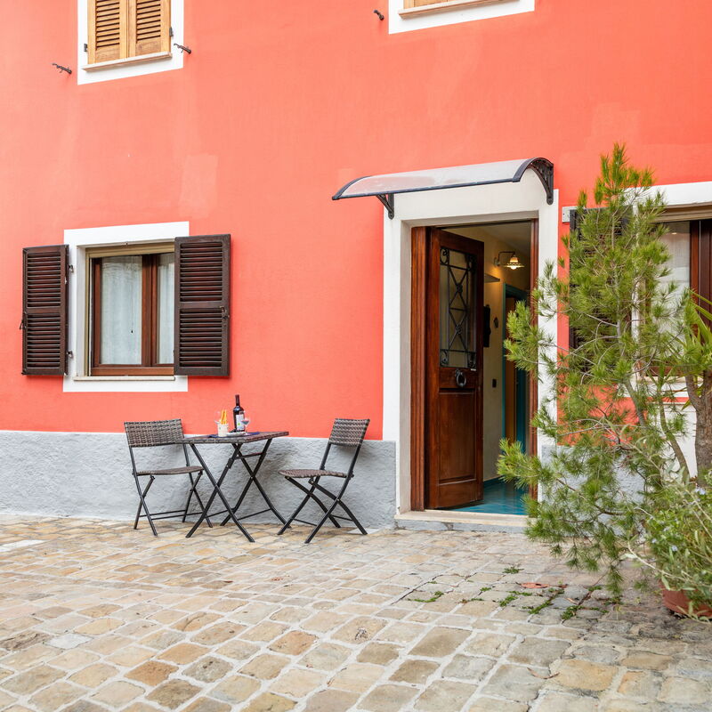 Suite la Torre: Main Entrance