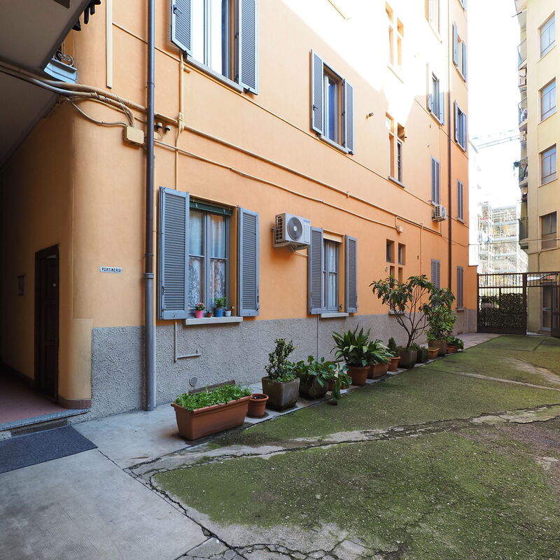 Suite Meda: Building Exterior