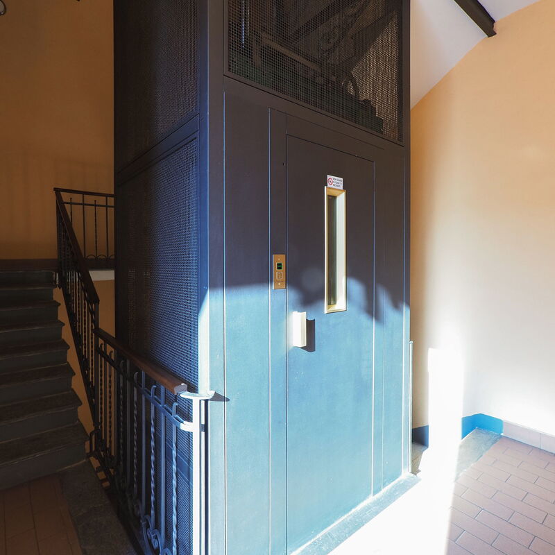 Suite Meda: Main Entrance