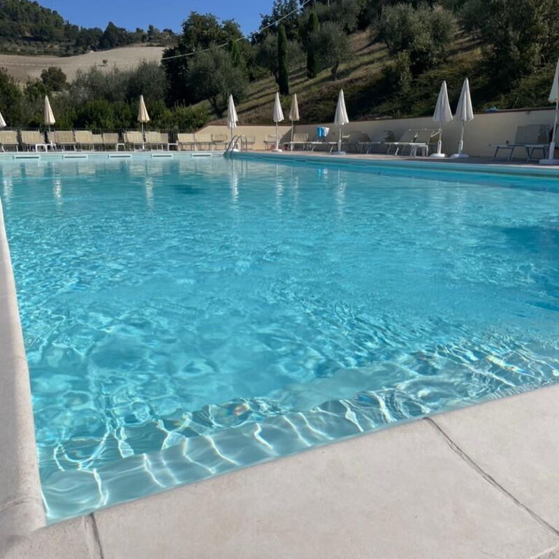 Serafini Holiday Home: Piscina