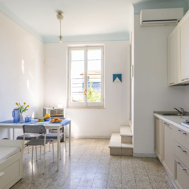 Casale Oleandro Marino: Cuisine, Salle à manger