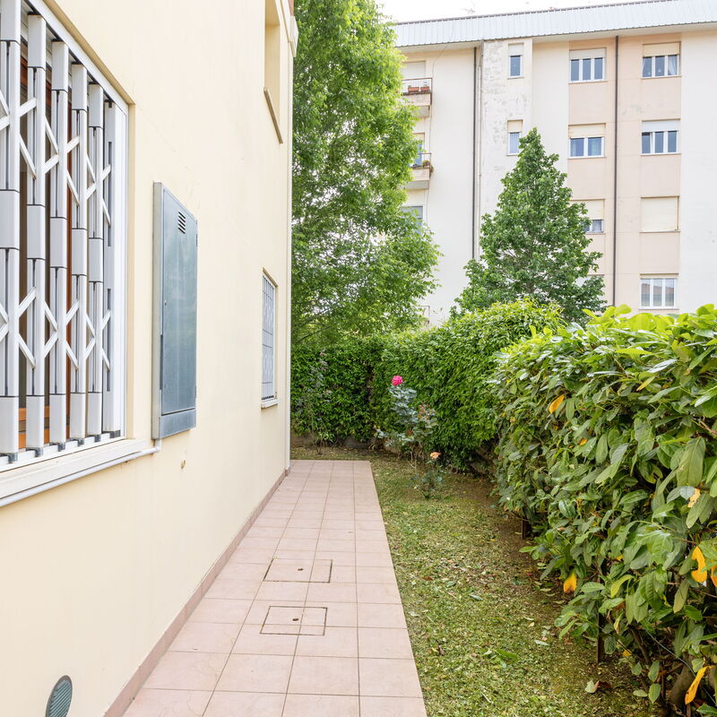 Corte Marina Apartment: Giardino