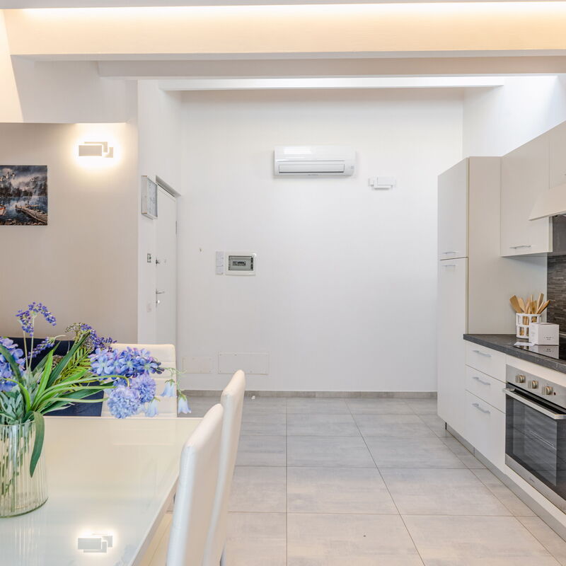 Seaside Apartment: Cucina, Sala da pranzo